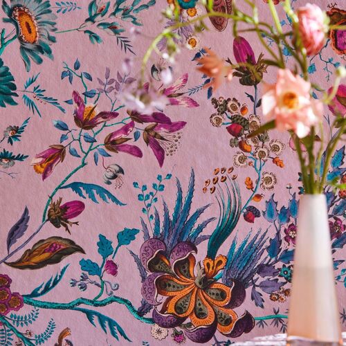Wonderland Floral | Bold Foliage Wallpaper