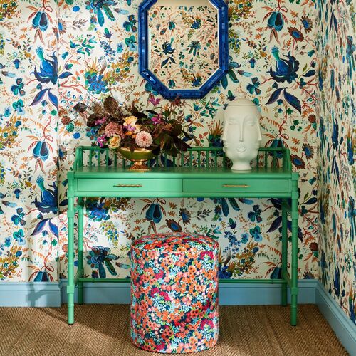 Wonderland Floral | Bold Foliage Wallpaper