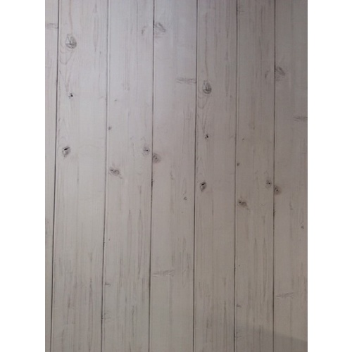 Kemra - Whitewashed Timber