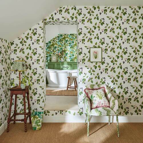 Robin's Wood | Bold Leaves Wallpaper