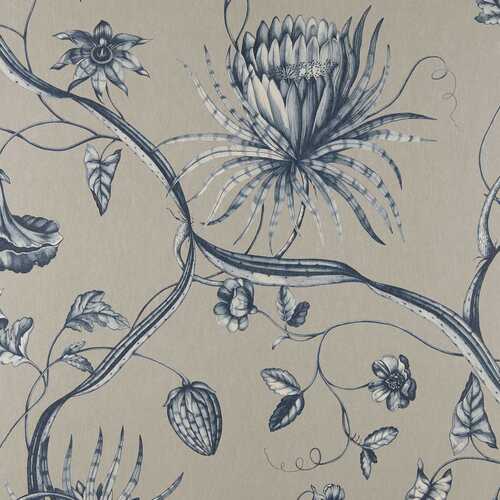 Phaedra | Detailed Botanical Wallpaper