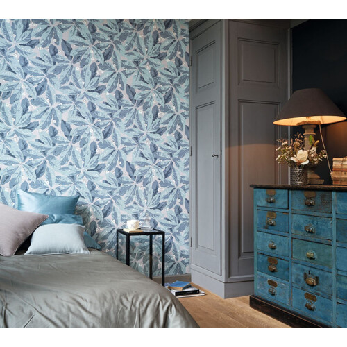 Greenery | Bold Leaves Wallpaper