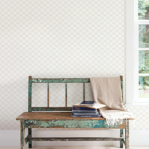 Geo Line | Simple Trellis Wallpaper